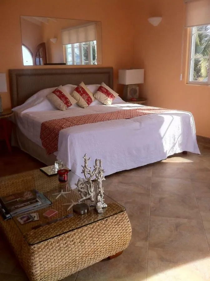 Apartmán Seamist Upper And Lower Oistins 0*,  Barbados